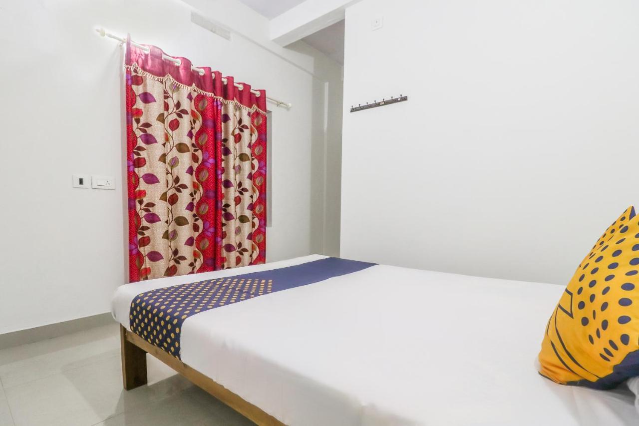 Spot On Rohini Inn Kadampuzha Kottakkal Exterior foto