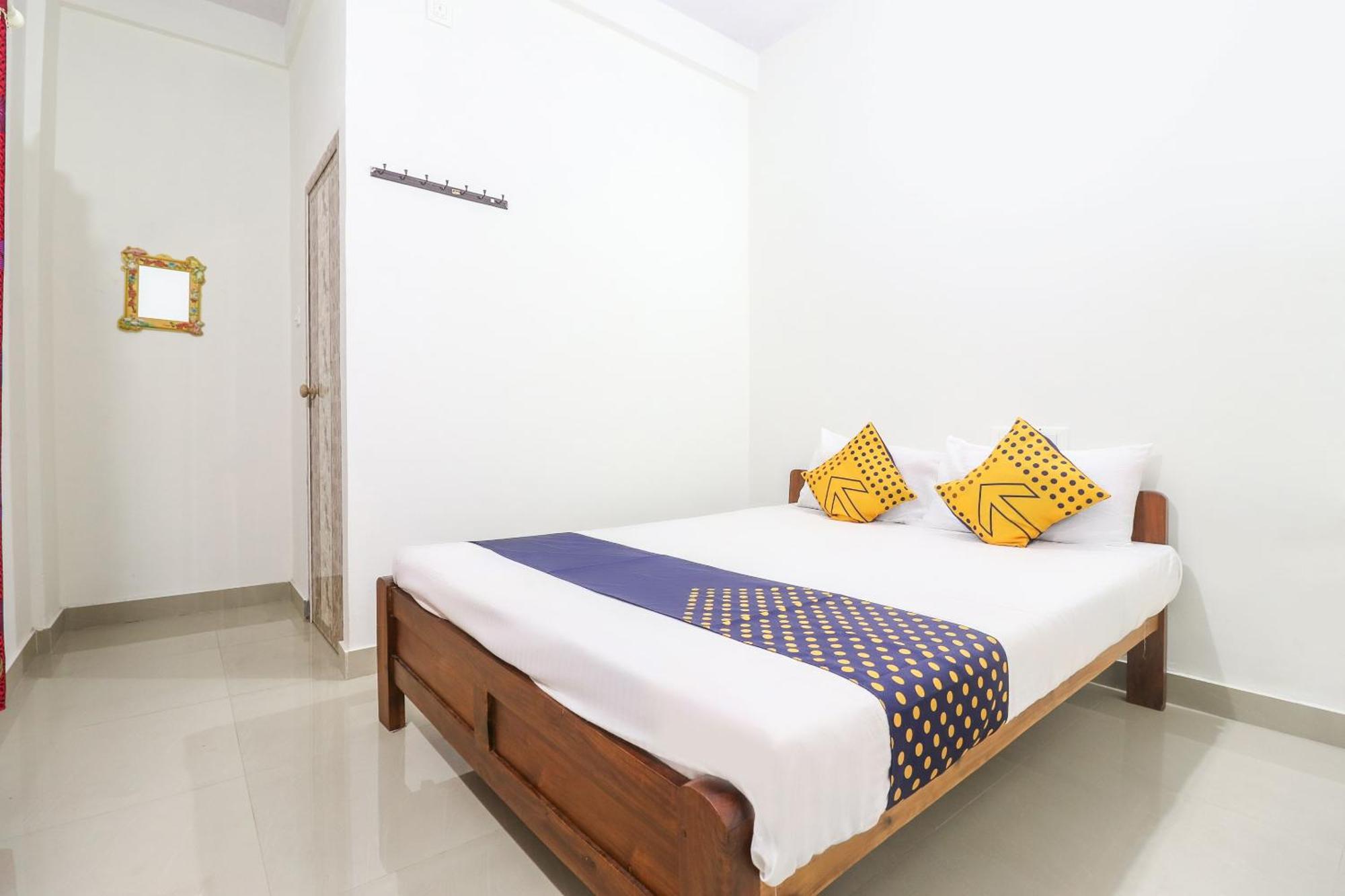 Spot On Rohini Inn Kadampuzha Kottakkal Exterior foto